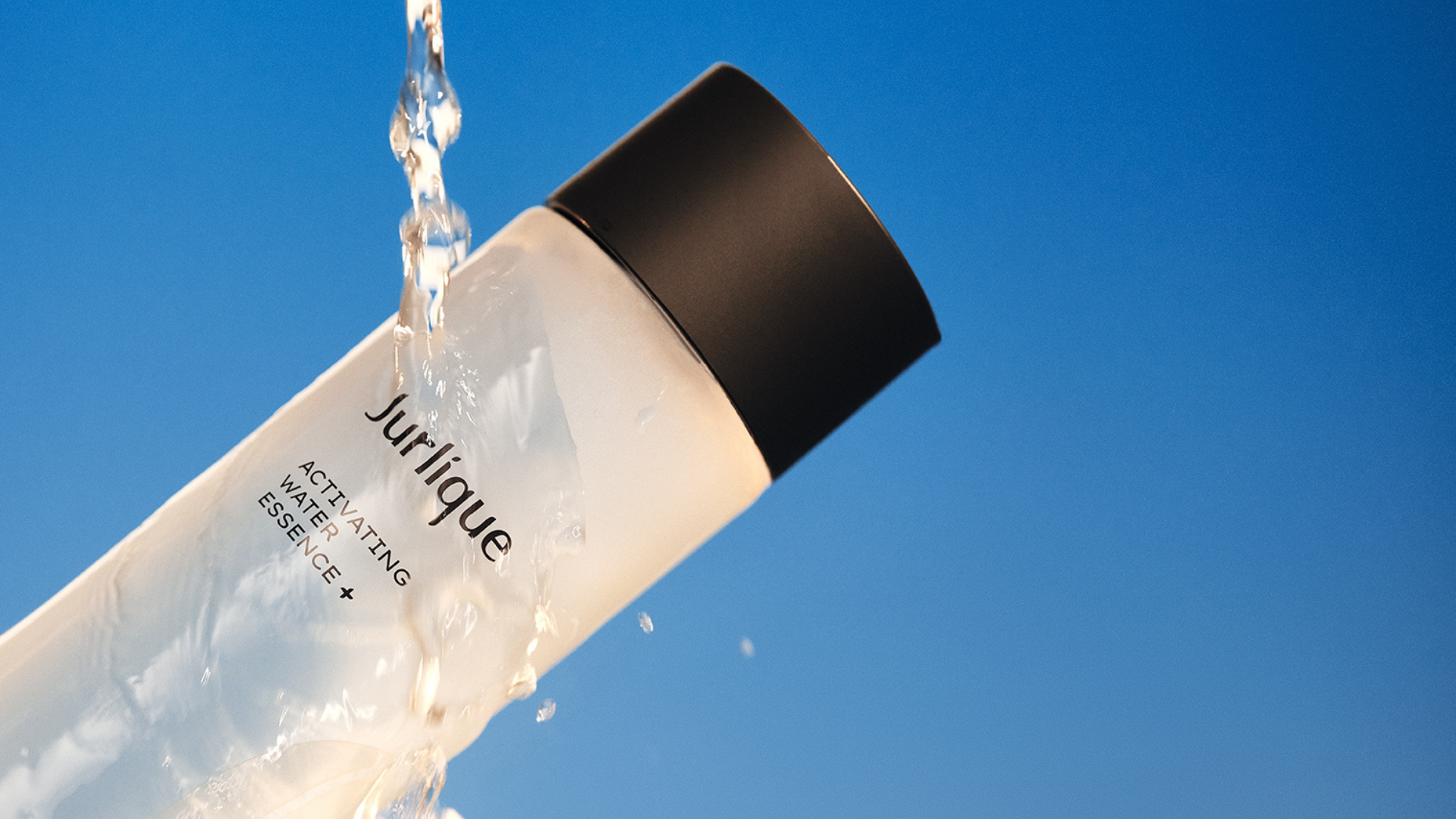 How to Care for Dry Skin: Causes, Signs & A Hydrating Skincare Routine