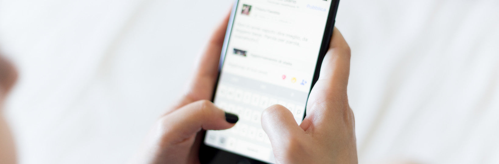 IS ALL YOUR EXTRA SCREEN TIME DAMAGING YOUR SKIN?