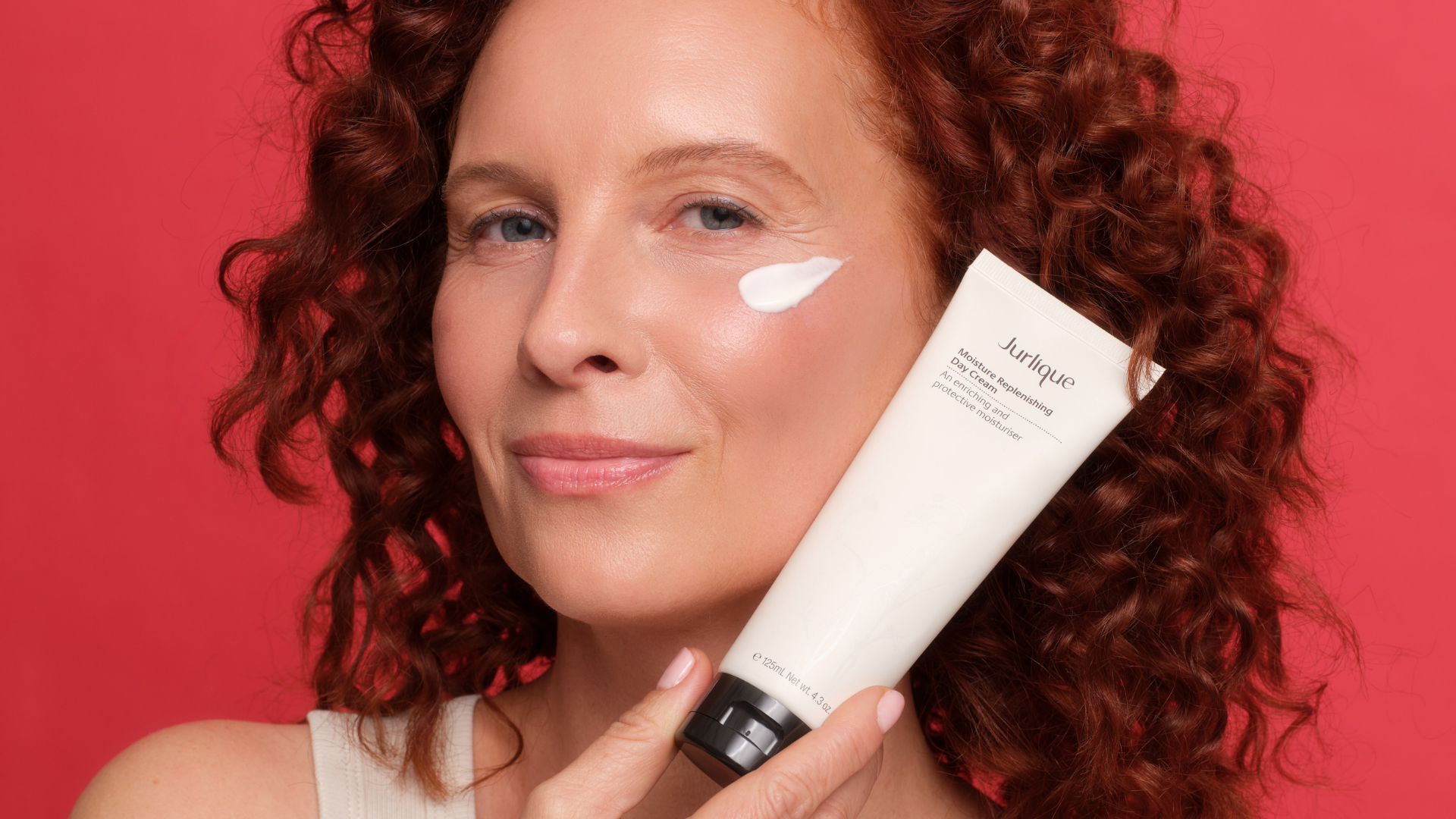Dehydrated vs Dry Skin: How to Tell the Difference and Restore Hydration