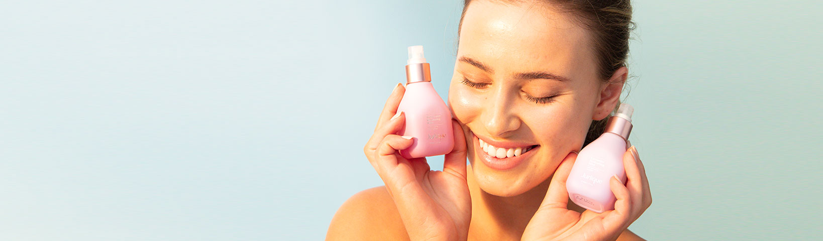How to Use a Face Mist in Your Skincare Routine