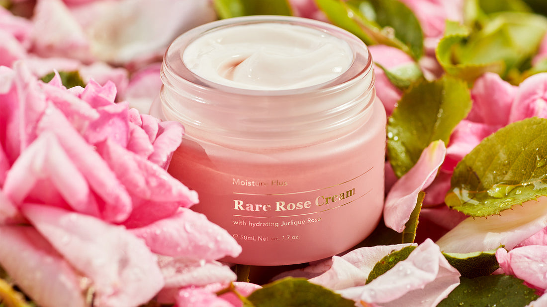 GEL VS CREAM VS LOTION: THE DIFFERENCE BETWEEN MOISTURISER TEXTURES