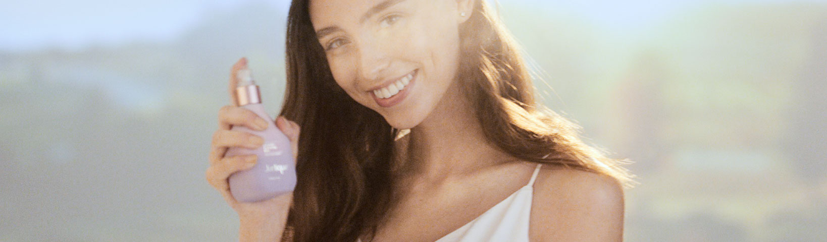 EVERYTHING YOU NEED TO KNOW ABOUT FACE MISTS